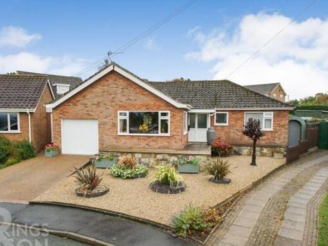 House for sale in East Bank, Norfolk