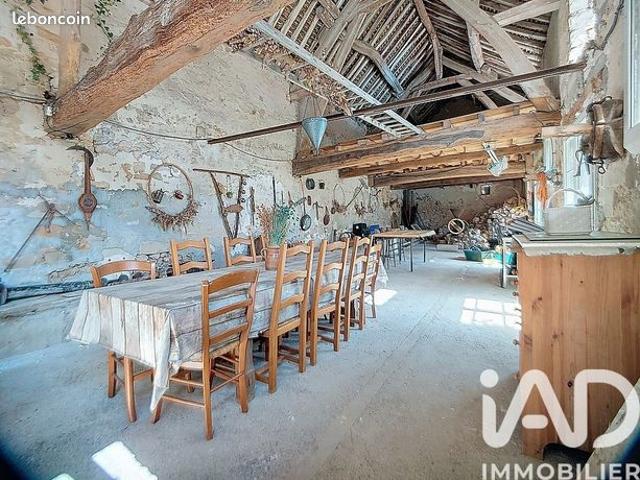 Maison vente à Fontainebleau, Flagy