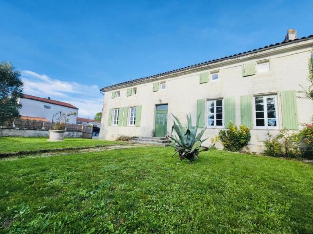 Maison vente à Jonzac, Saint-seurin-de-palenne