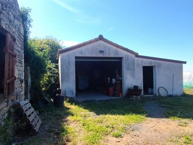 Maison vente à Fontenay-le-Comte, L'hermenault
