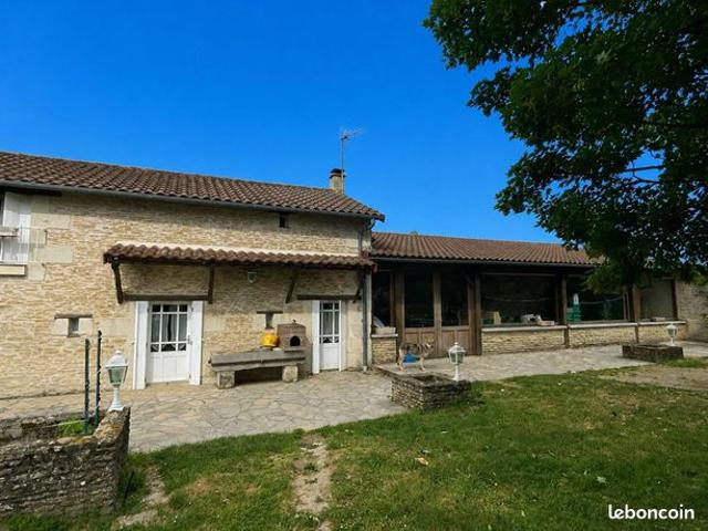 Maison vente à Poitiers, Coussay