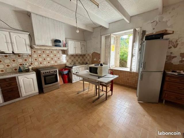 Maison vente à Guingamp, Bretagne