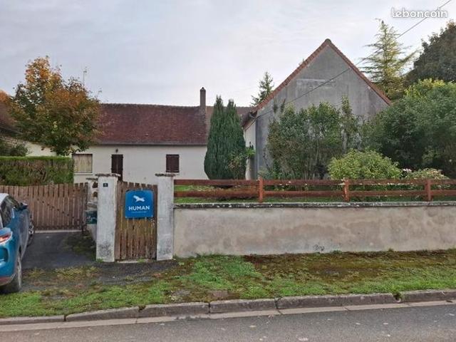 Maison vente à Châteauroux, Le Tranger