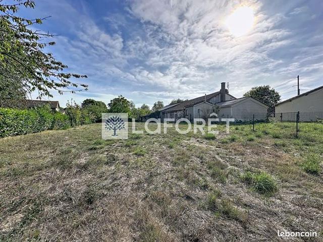 Maison vente à La Chapelle-Saint-Laurent, Deux-Sèvres