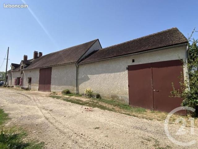 Maison vente à Saint-Amand-Montrond, La Guerche-sur-l'aubois