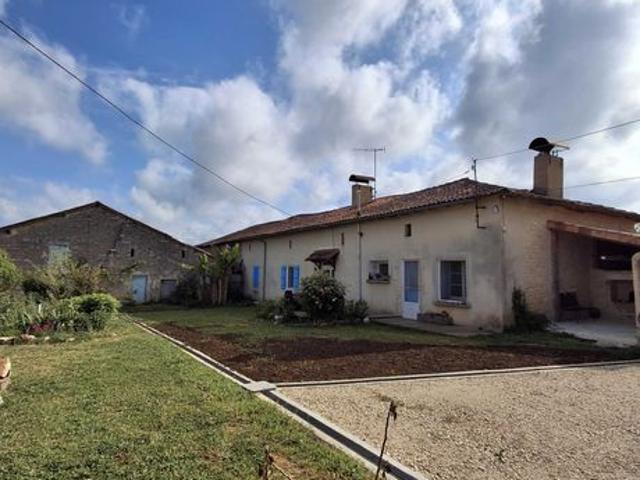 Maison vente à Confolens, Cellefrouin