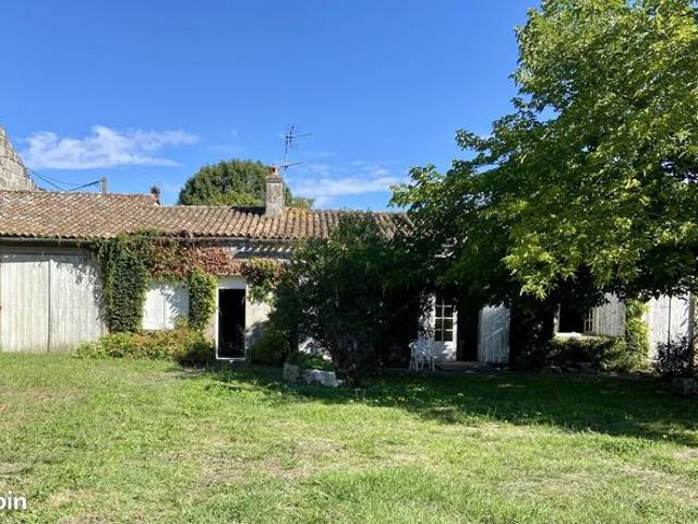 Maison vente à Saint-Estèphe, Gironde