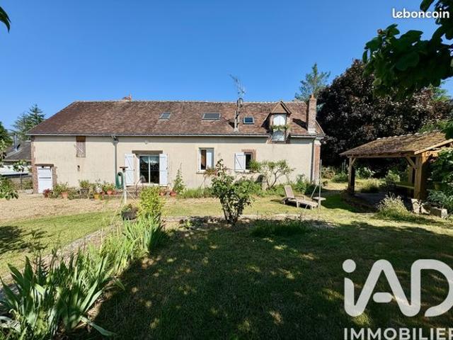 Maison vente à Loches, Château-renault