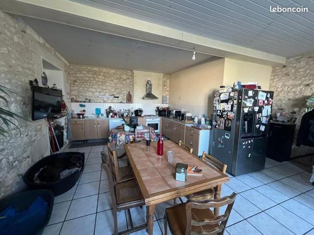 Maison vente à Saintes, Cozes