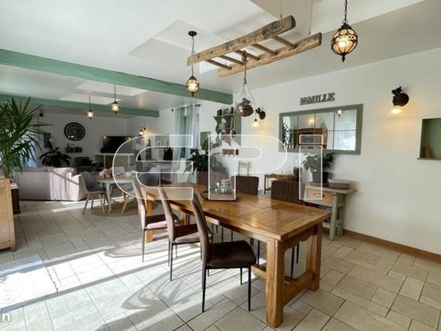Maison vente à Saint-Varent, Deux-Sèvres