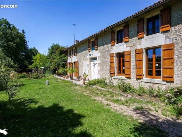 Maison vente à Cognac, Berneuil