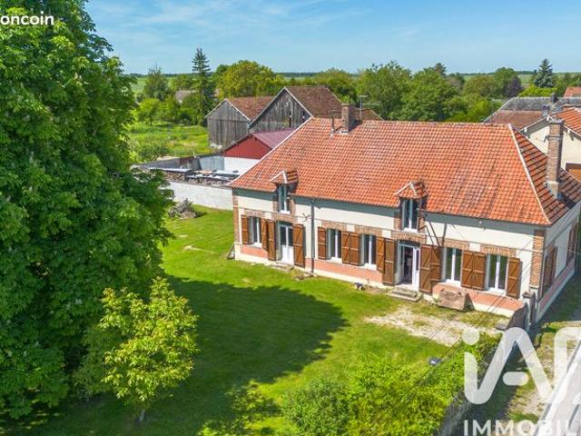 Maison vente à Périgueux, Salon