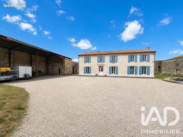 Maison vente à Saint-Jean-d'Angély, Les Nouillers