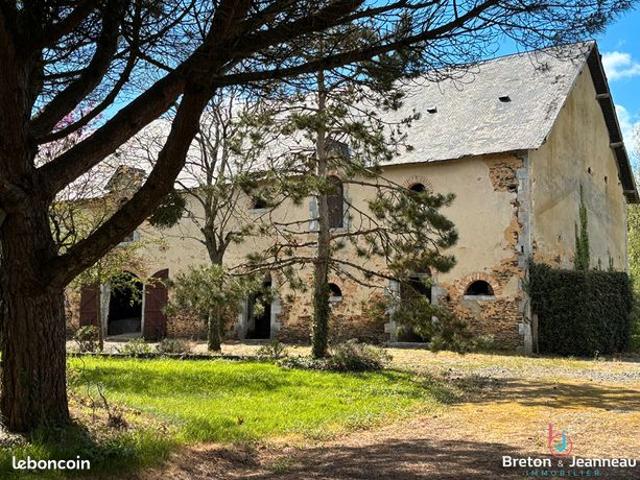 Maison vente à Château-Gontier, Bazougers