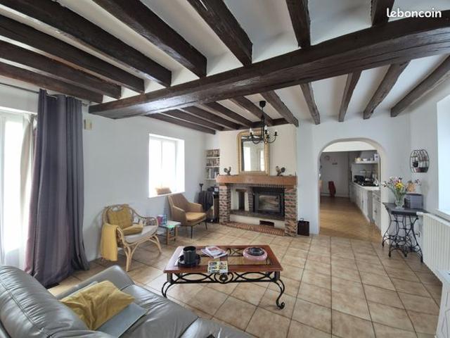 Maison vente à La Flèche, Précigné