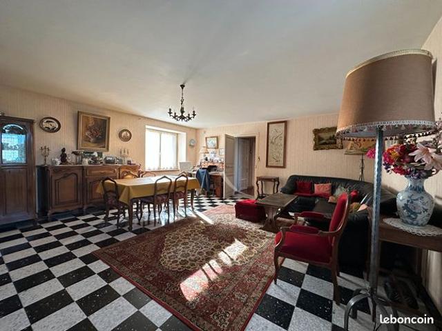 Maison vente à Loches, Francueil