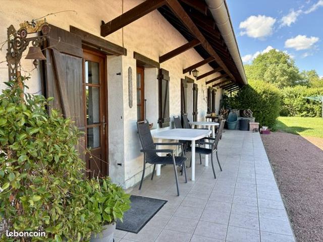 Maison vente à Louhans-Châteaurenaud, La Frette