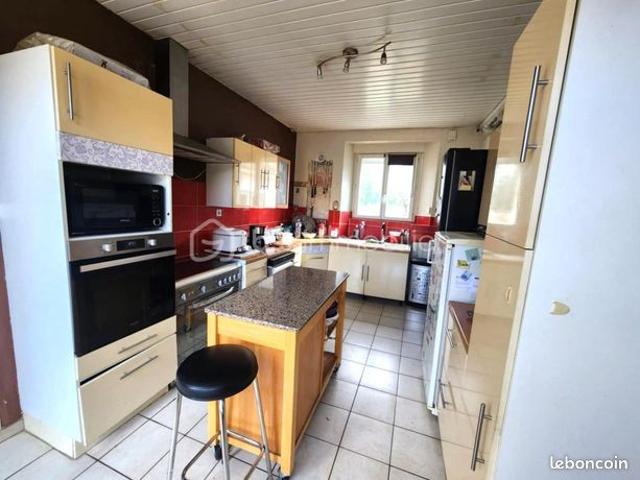 Maison vente à Sens, Courgenay