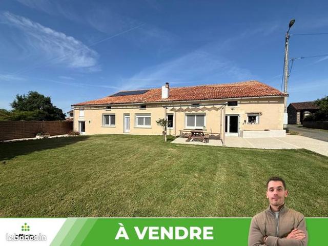 Maison vente à Montmorillon, Genouillé