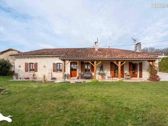 Maison vente à Angoulême, Curac
