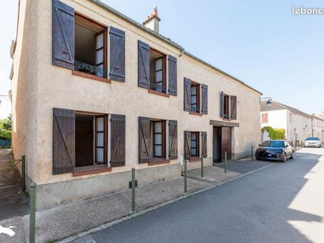 Maison vente à Mantes-la-Jolie, Issou