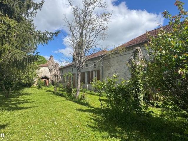 Maison vente à Agen, Saint-caprais-de-lerm