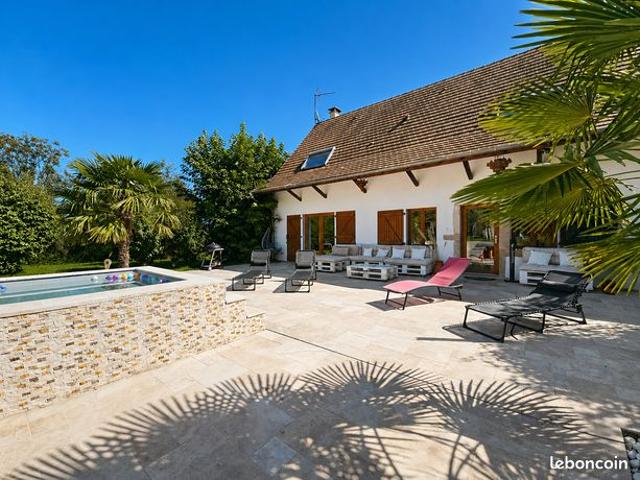 Maison vente à Mâcon, Tournus
