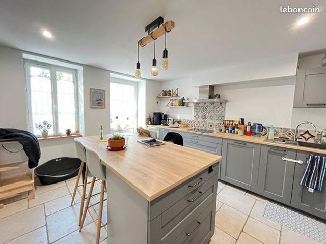 Maison vente à Bourges, Saugy