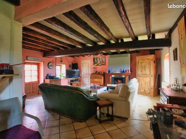 Maison vente à Vichy, Boucé