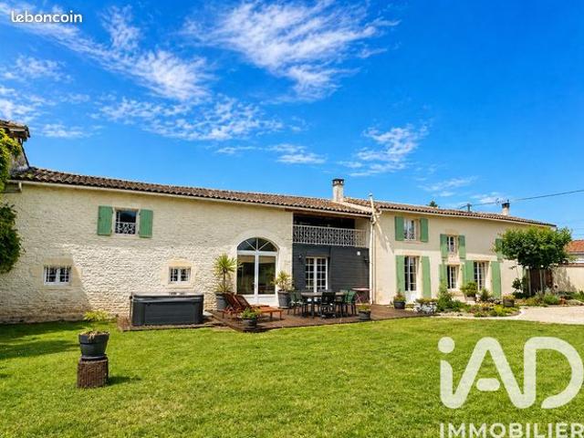 Maison vente à Niort, Nouvelle-Aquitaine