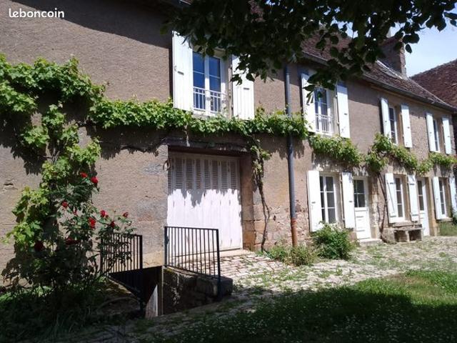 Maison vente à Clamecy, Saint-révérien