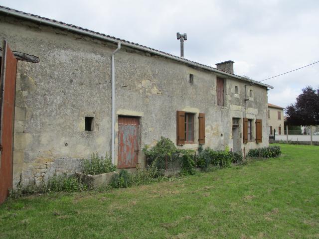Maison vente à Confolens, Theil-rabier