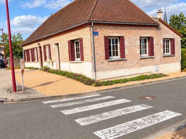 Appartement vente à Neuilly-le-Réal, Allier