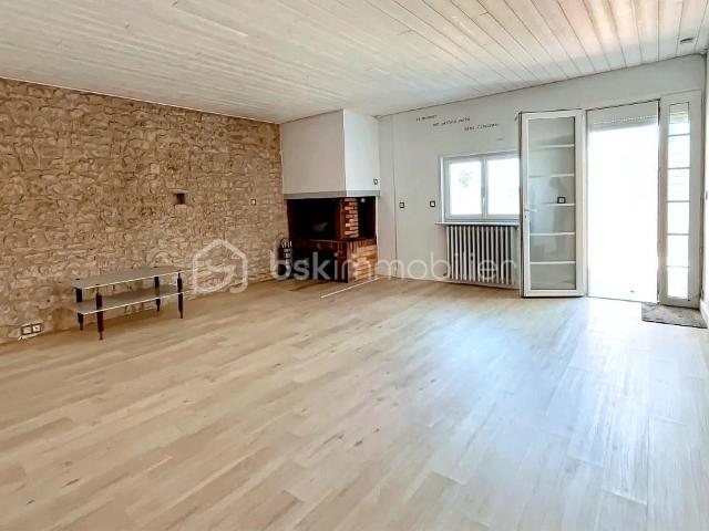 Maison vente à Saintes, Corme-ecluse