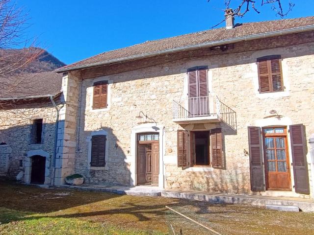 Maison vente à Belley, Ambléon