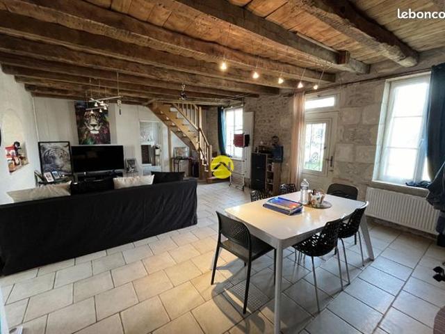 Maison vente à Saint-Amand-Montrond, Vallenay