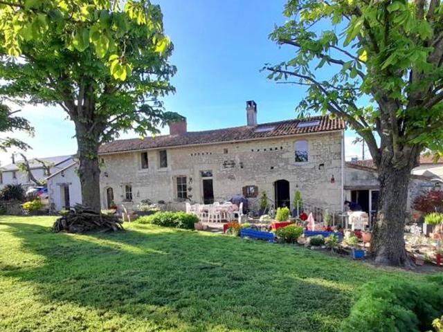 Maison vente à Saumur, Le Puy-notre-dame