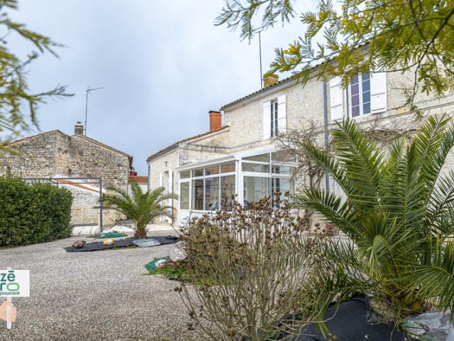 Maison vente à France métropolitaine, Les Magnils-reigniers