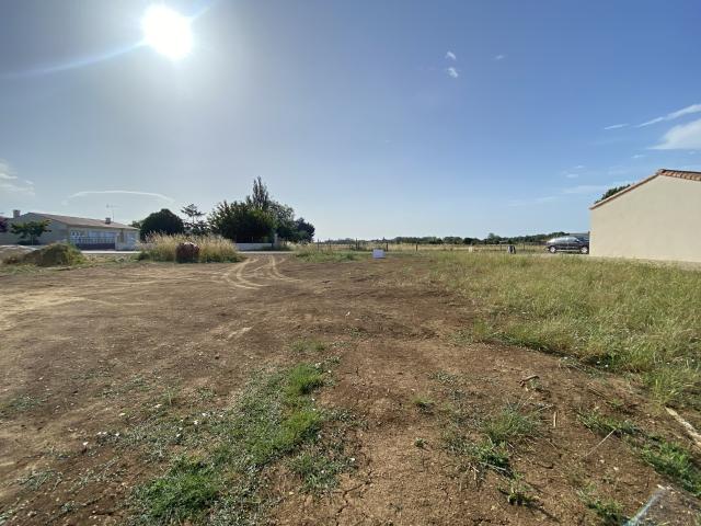 Terrain vente à Les Sables-d'Olonne, Longeville-sur-mer