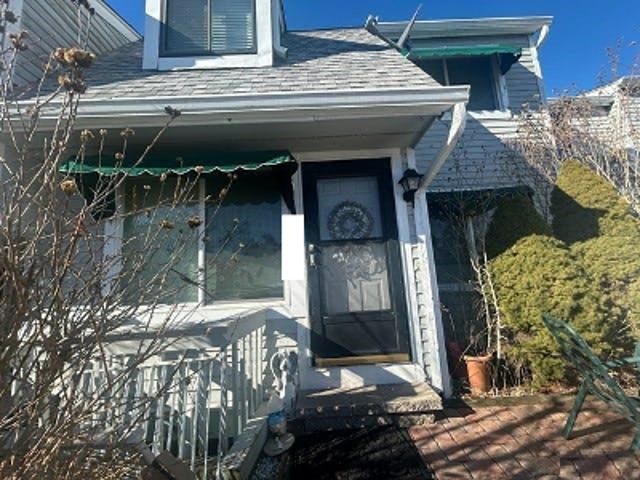 Condo for sale in Branford, Connecticut