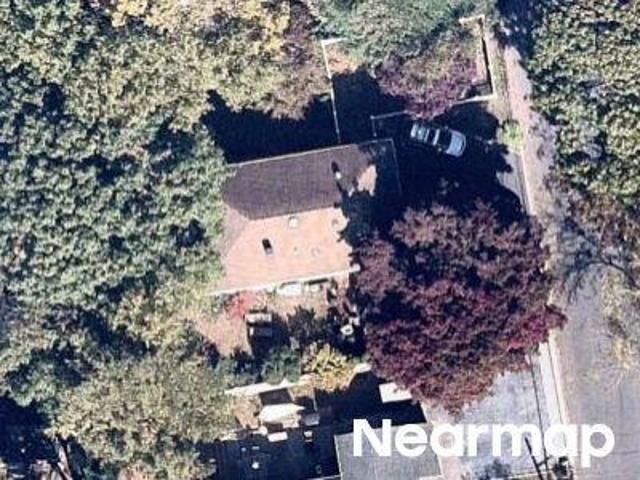 House for sale in Kings Park