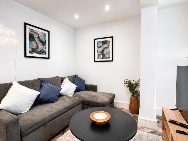 House for rent in Worcester Park, Greater London