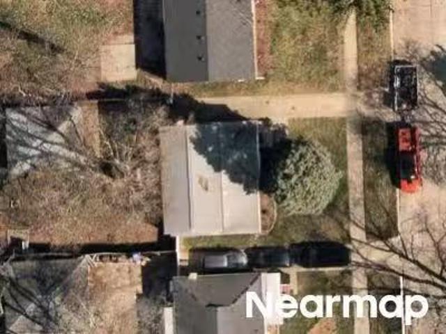 House for sale in Livonia