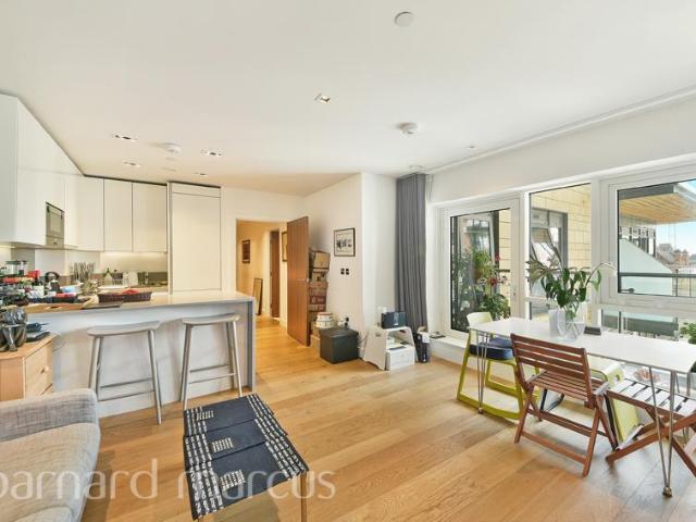 House for rent in London Borough of Ealing, Greater London