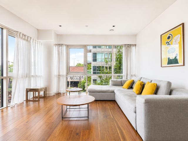 Apartment for rent in London Borough of Ealing, Greater London
