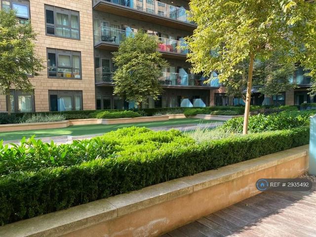 Apartment for rent in London Borough of Ealing, Greater London