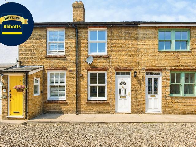 House for rent in Debden Green, Epping