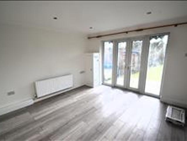 House for rent in London Borough of Ealing, Greater London