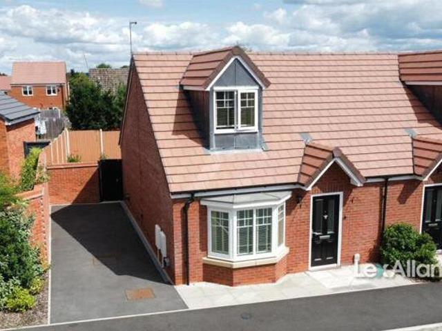 House for sale in Stourbridge, West Midlands