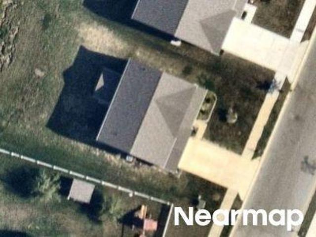 House for sale in Greenfield